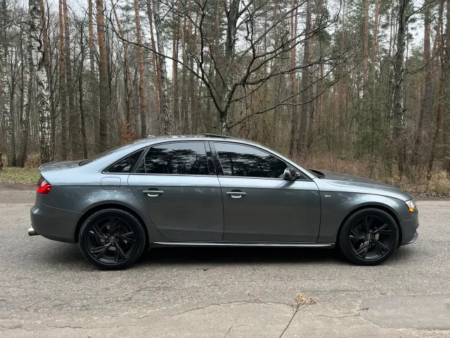 Audi A4 - фото 4
