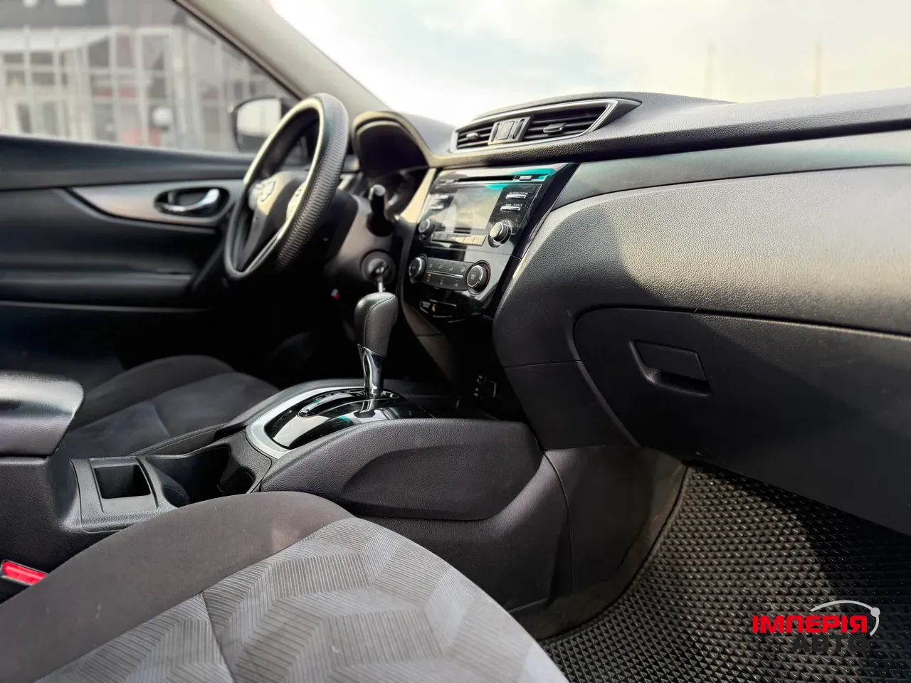 Nissan Rogue - фото 10