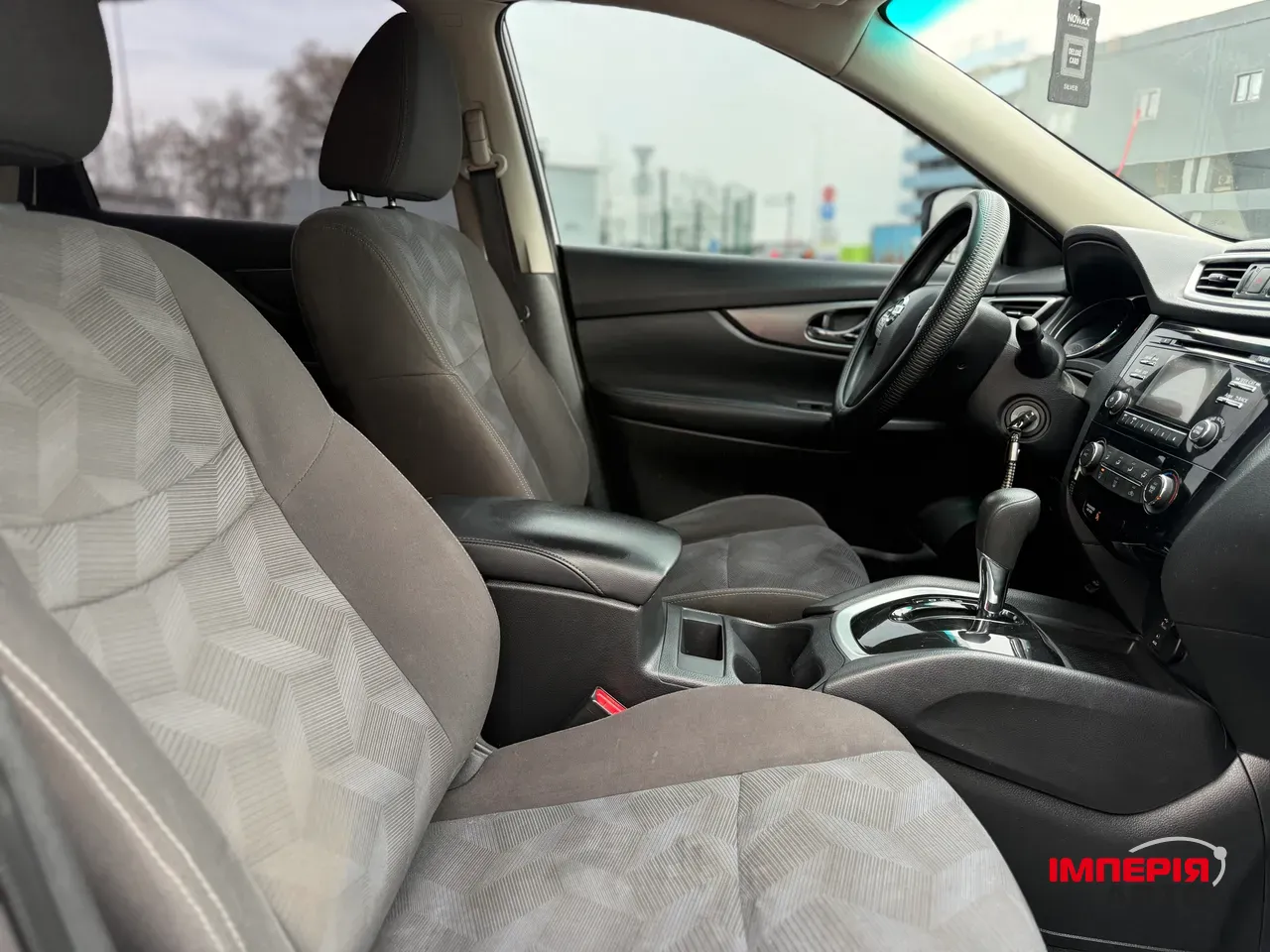 Nissan Rogue - фото 10