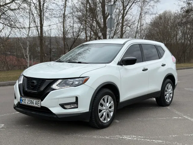 Nissan Rogue - фото 1