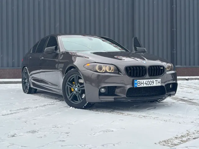 BMW 5 серії - фото 2