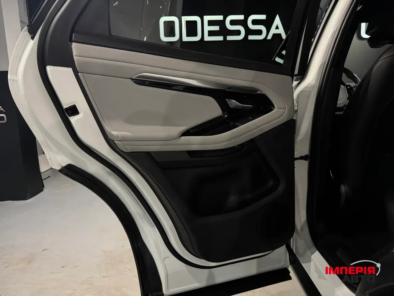 Land Rover Range Rover Evoque - фото 16