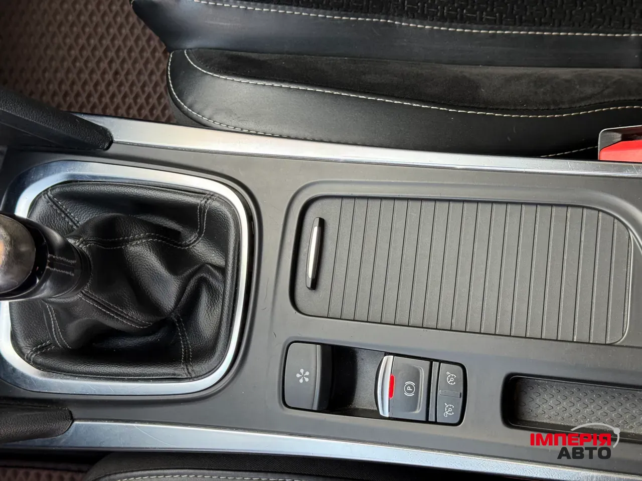 Renault Megane - фото 48