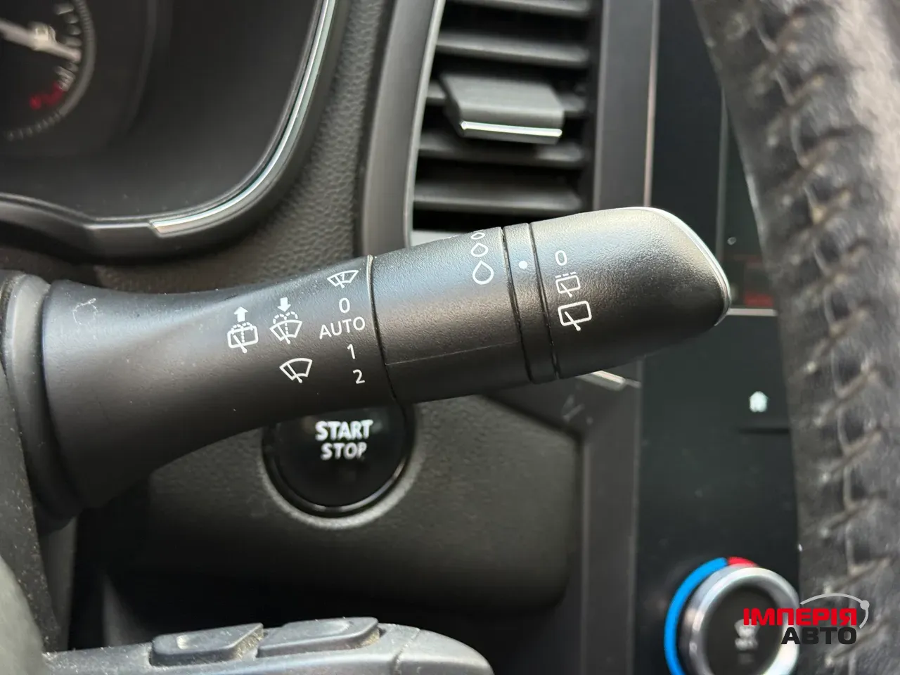 Renault Megane - фото 46