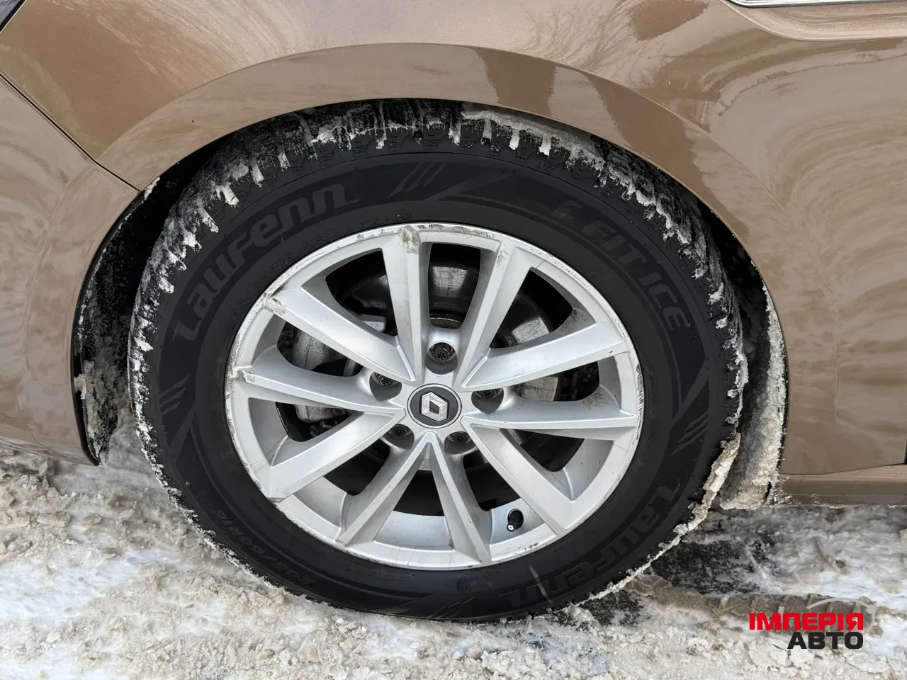 Renault Megane - фото 18