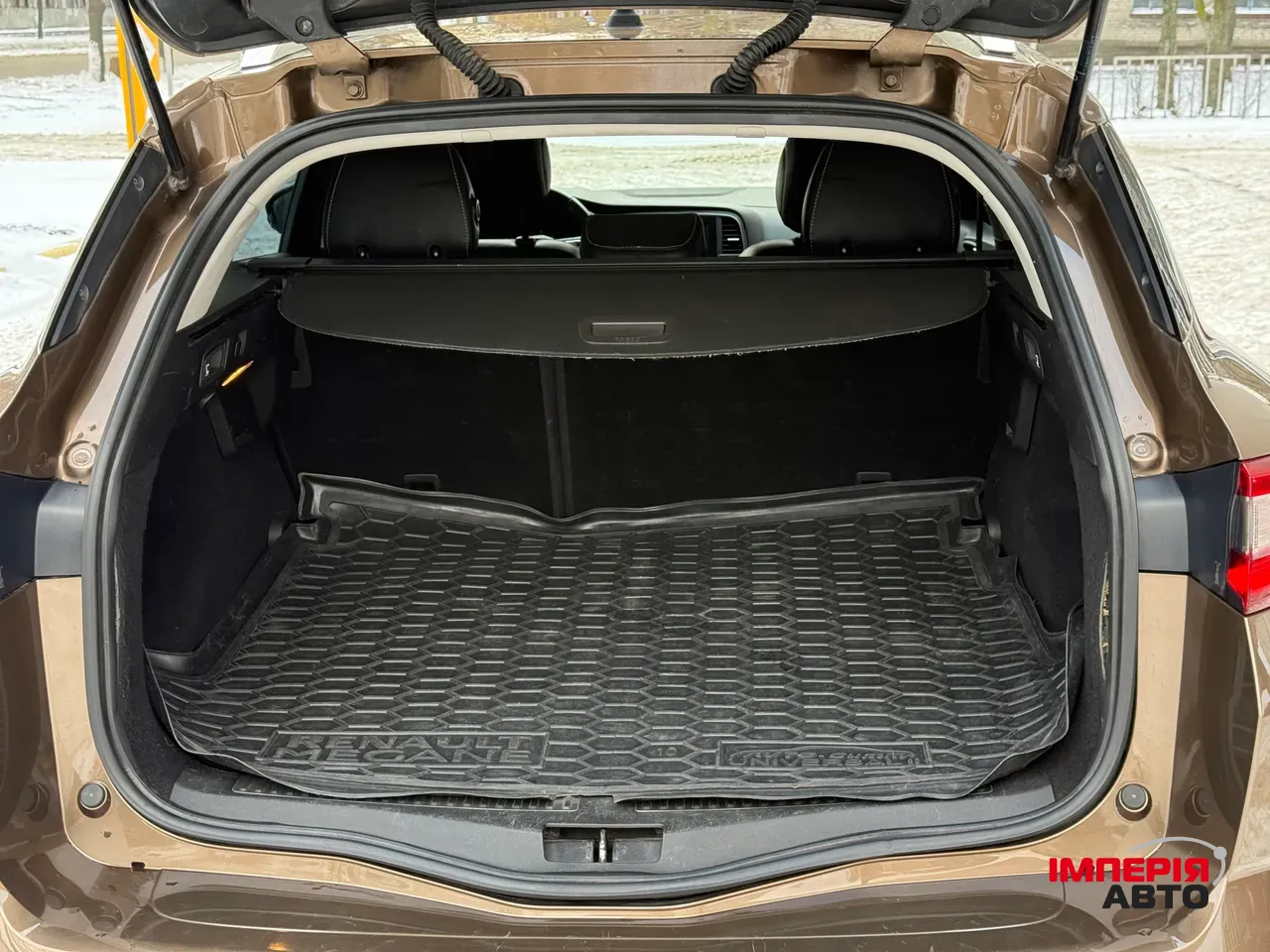 Renault Megane - фото 12