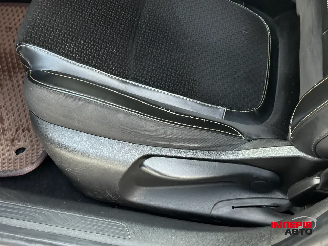 Renault Megane - фото 41