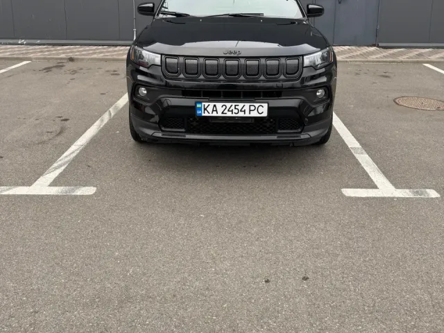 Jeep Compass - фото 2