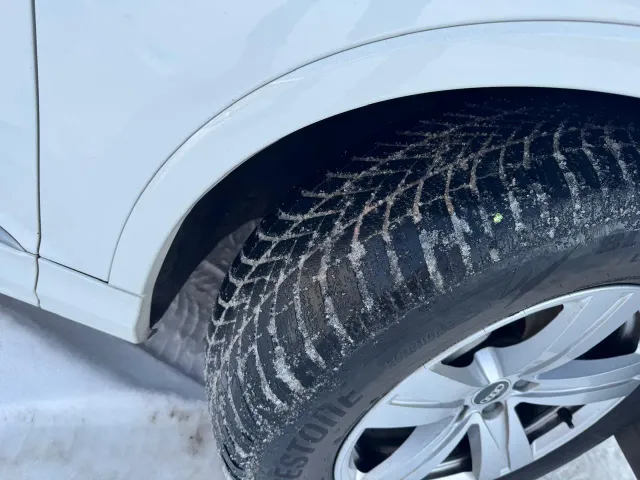 Audi Q7 - фото 4