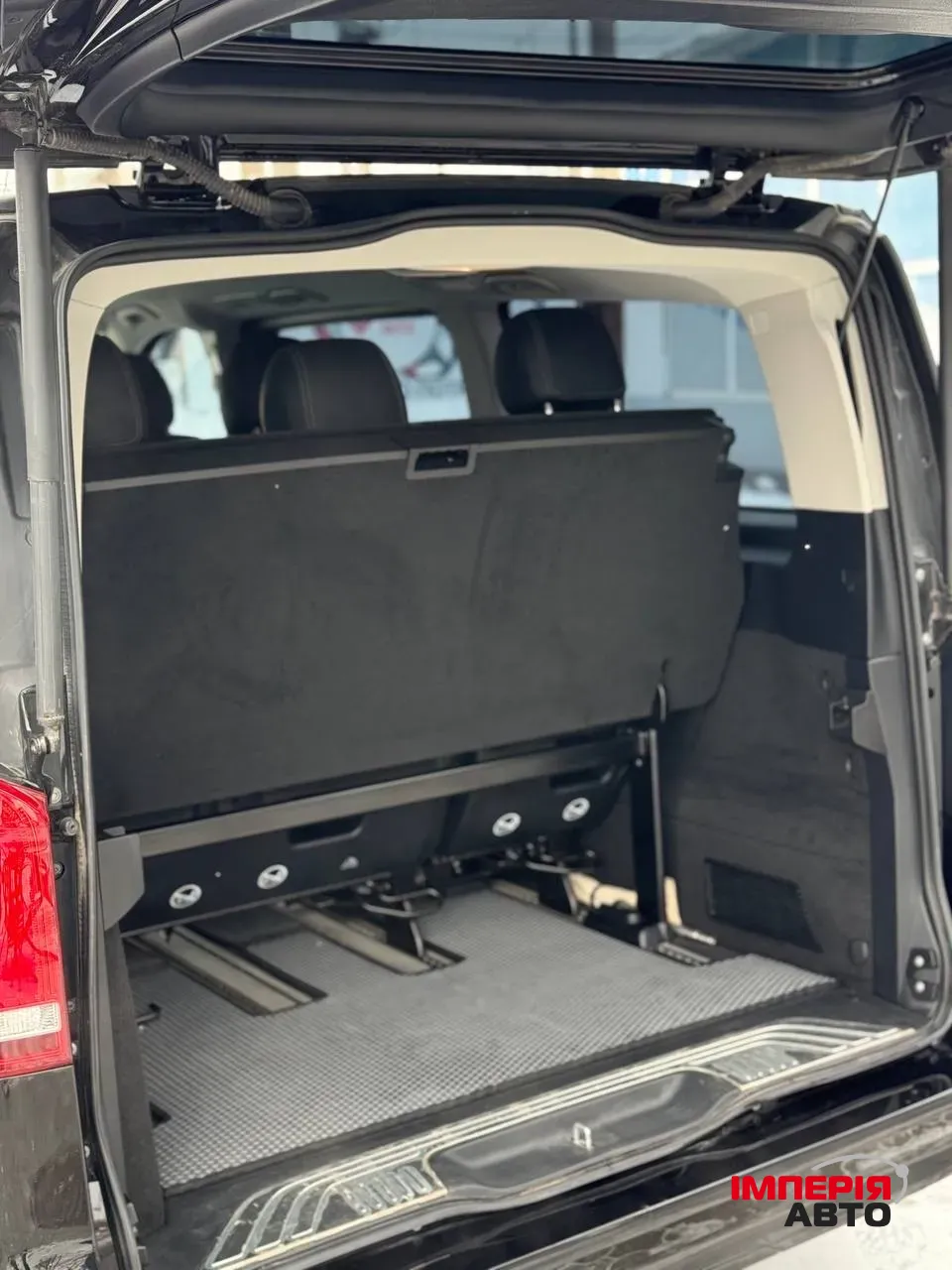 Mercedes-Benz V-Класс - фото 30