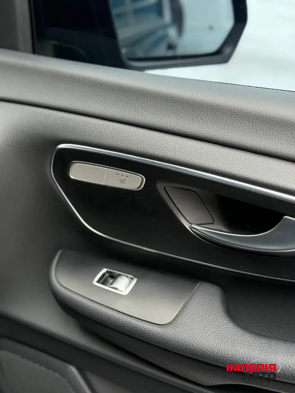 Mercedes-Benz V-Класс - фото 22