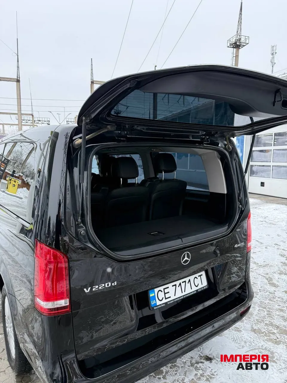 Mercedes-Benz V-Класс - фото 26