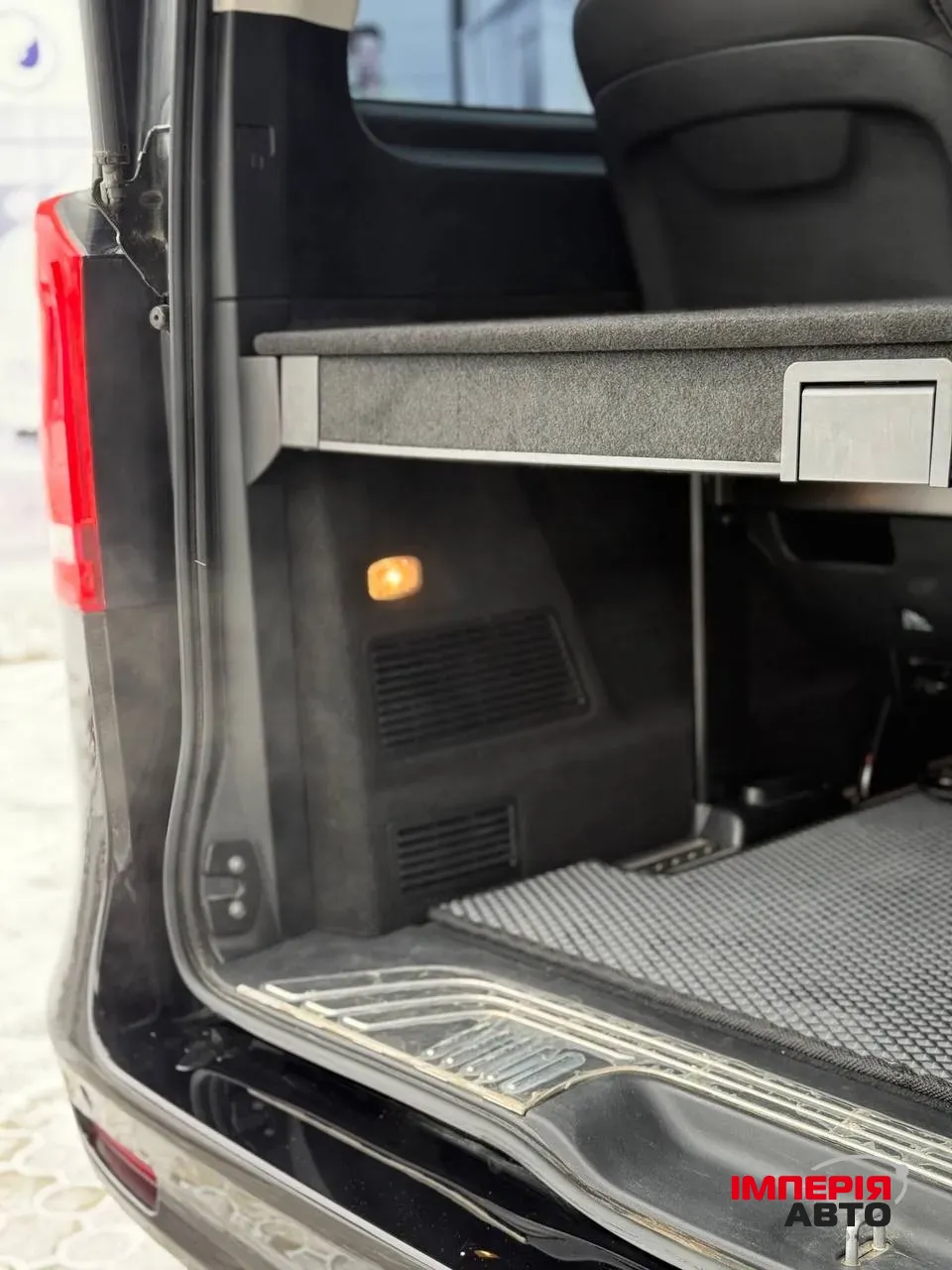 Mercedes-Benz V-Класс - фото 31