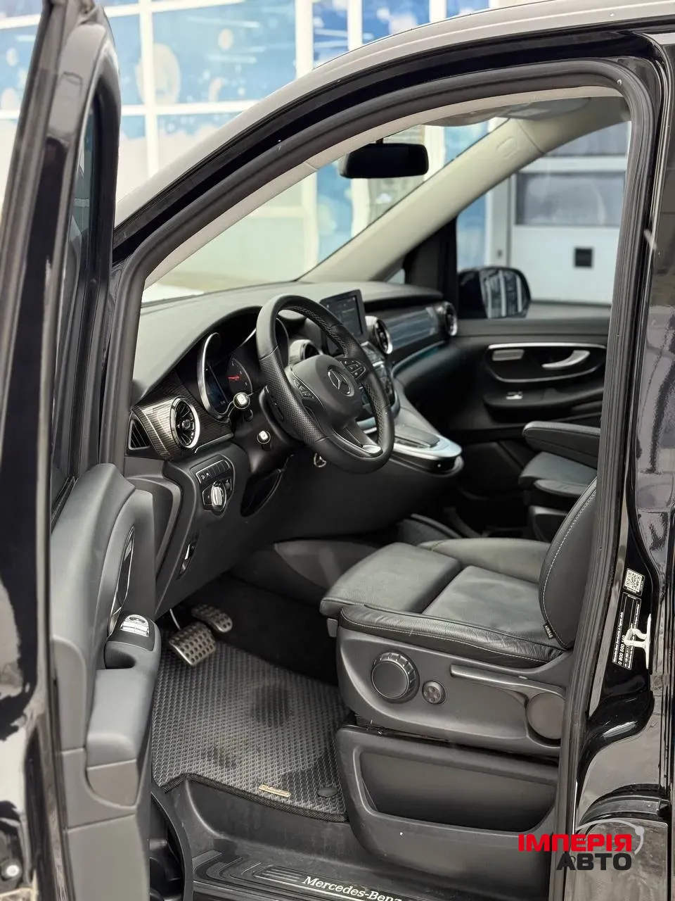 Mercedes-Benz V-Класс - фото 16