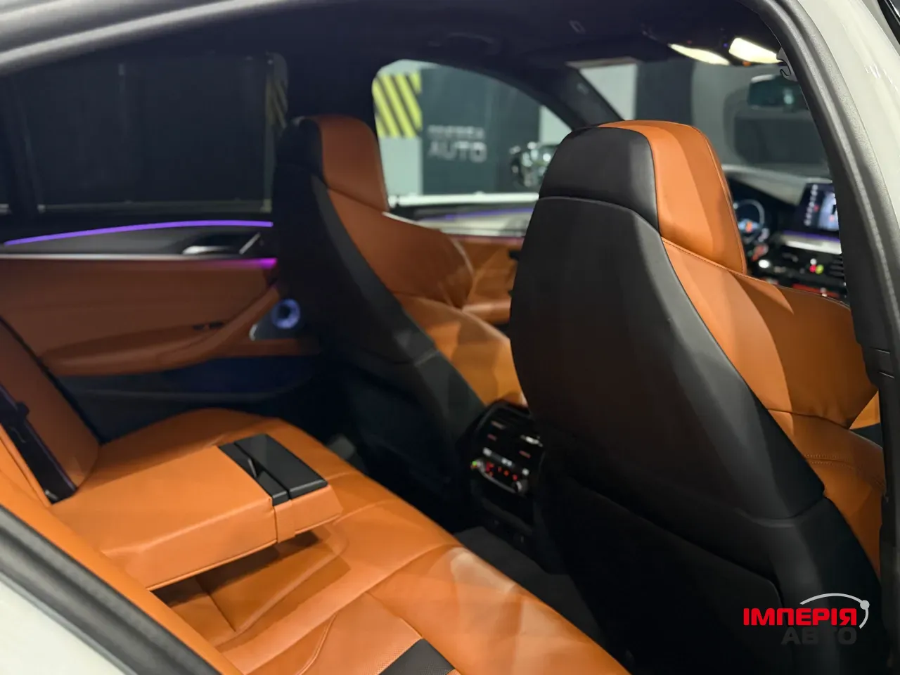BMW M5 - фото 24