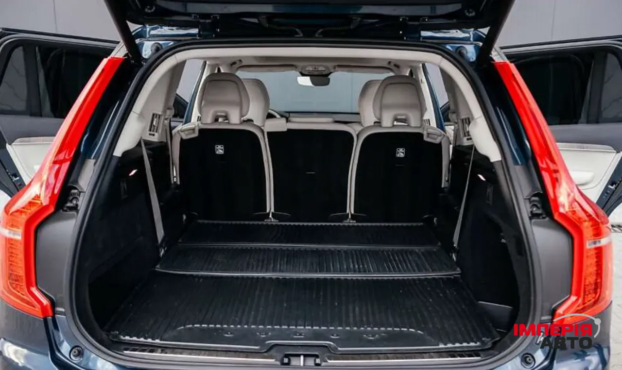 Volvo XC90 - фото 13