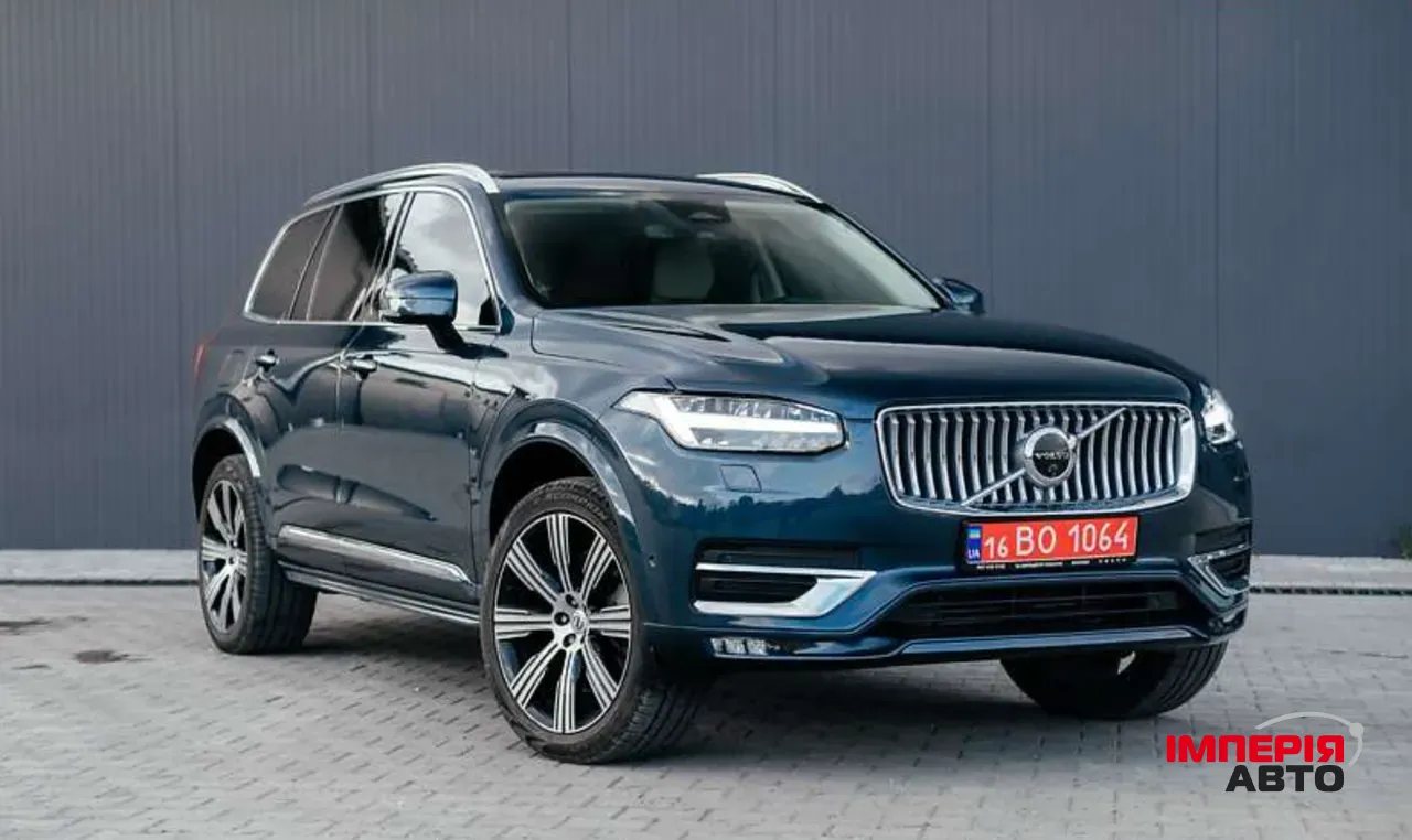 Volvo XC90 - фото 1