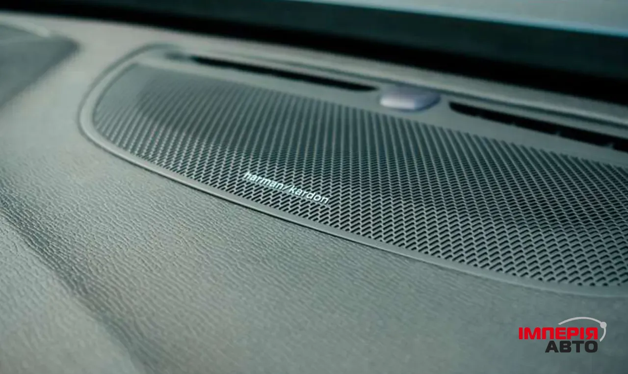 Volvo XC90 - фото 8