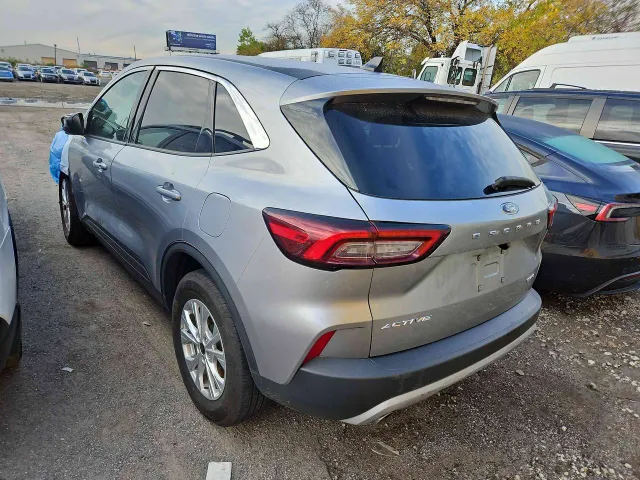 Ford Escape - фото 4