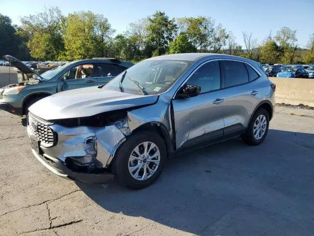 Ford Escape - фото 1