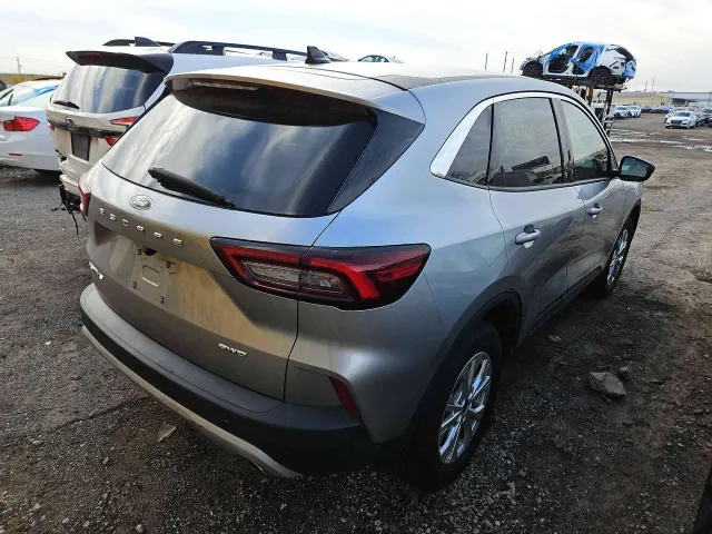 Ford Escape - фото 5