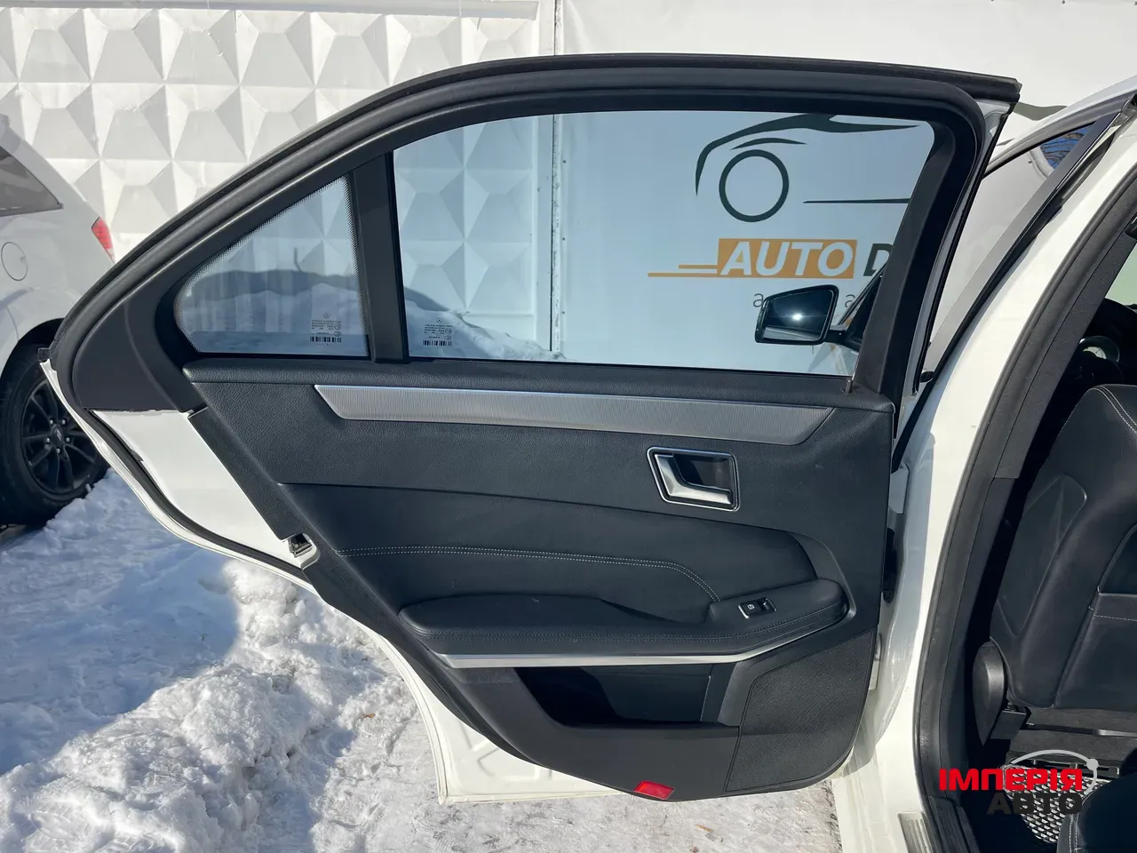 Mercedes-Benz E-Класс - фото 39