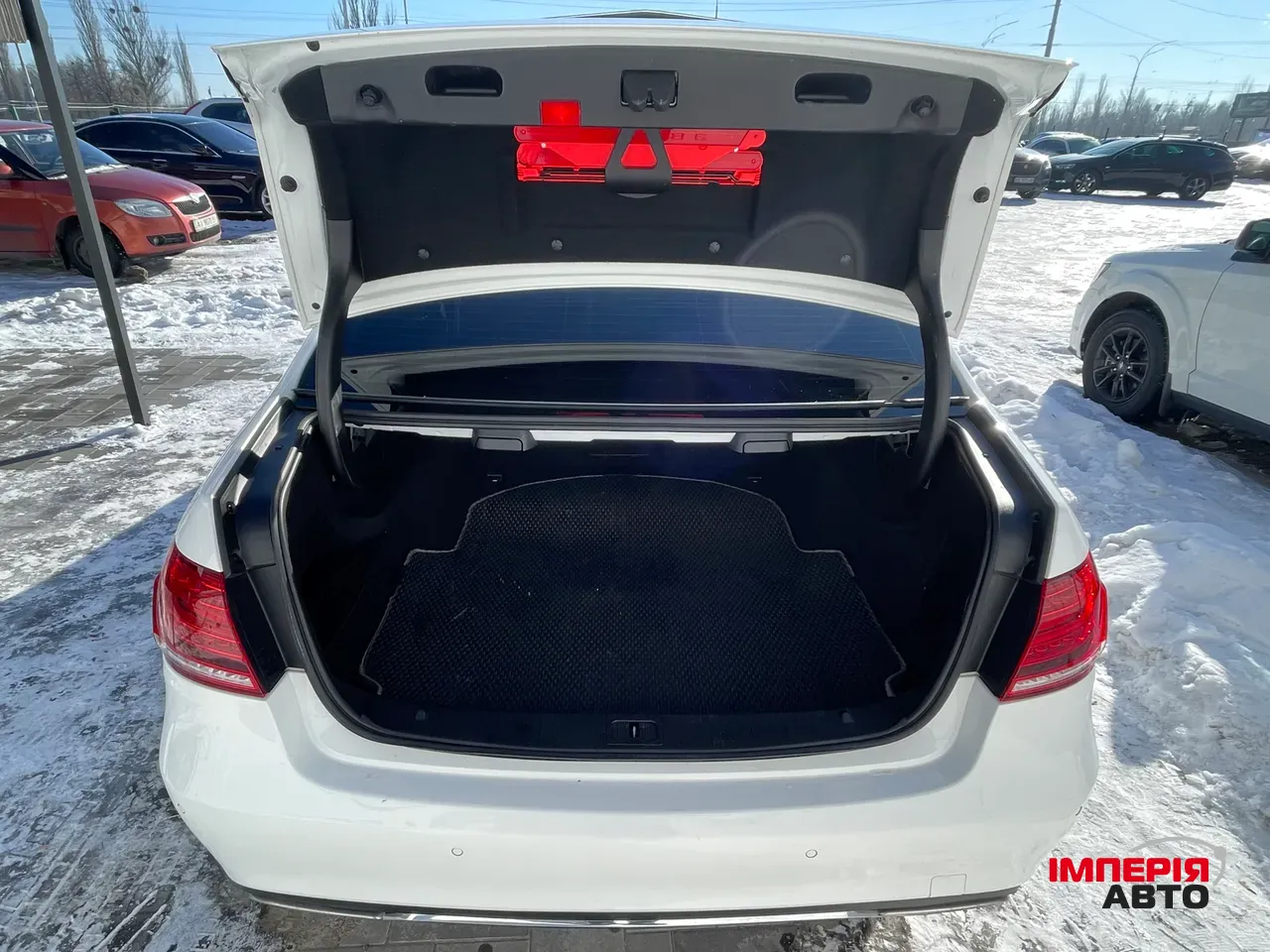 Mercedes-Benz E-Класс - фото 9