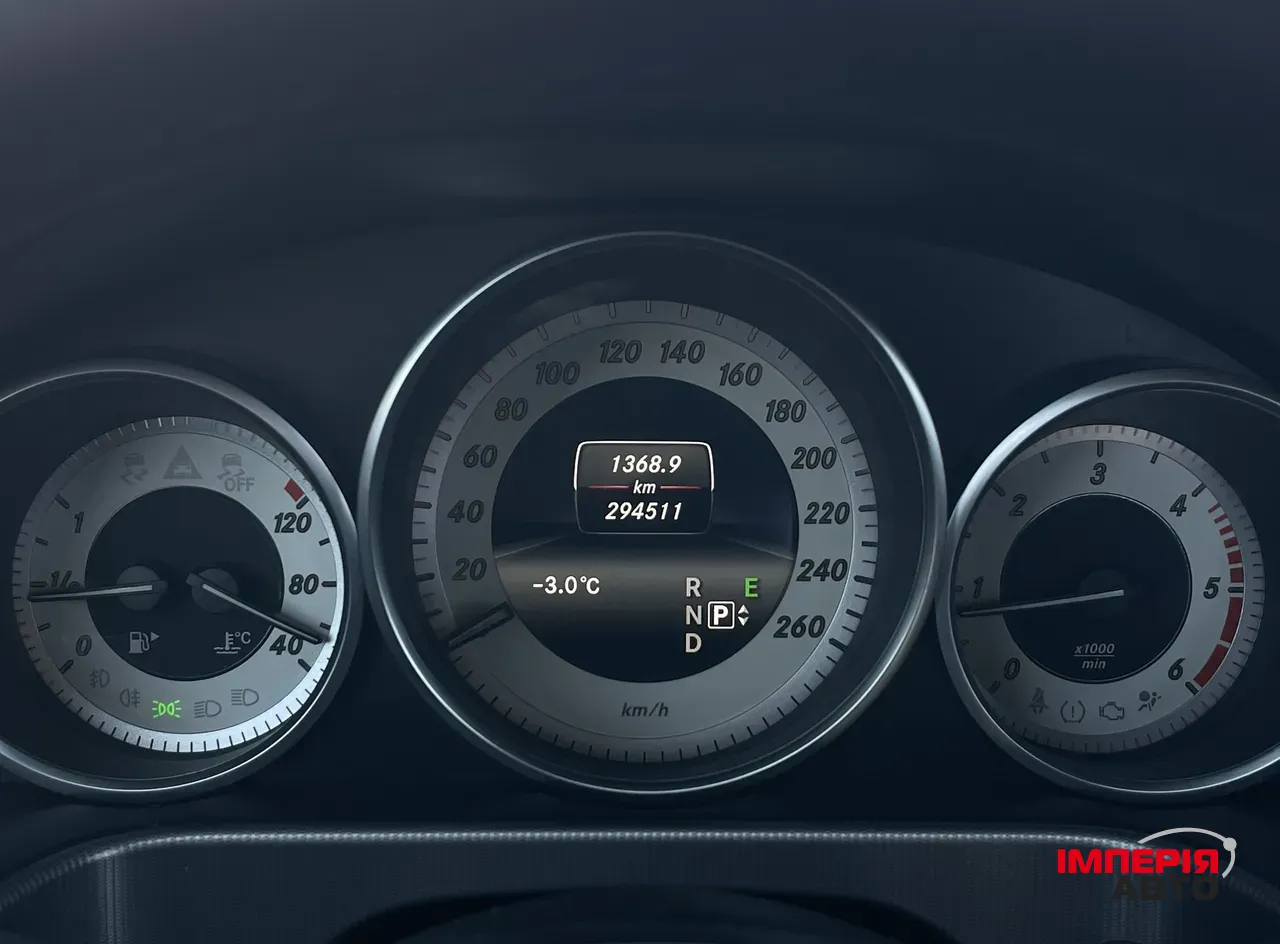 Mercedes-Benz E-Класс - фото 31