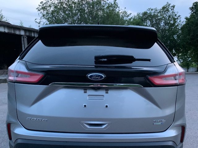 Ford Edge - фото 1