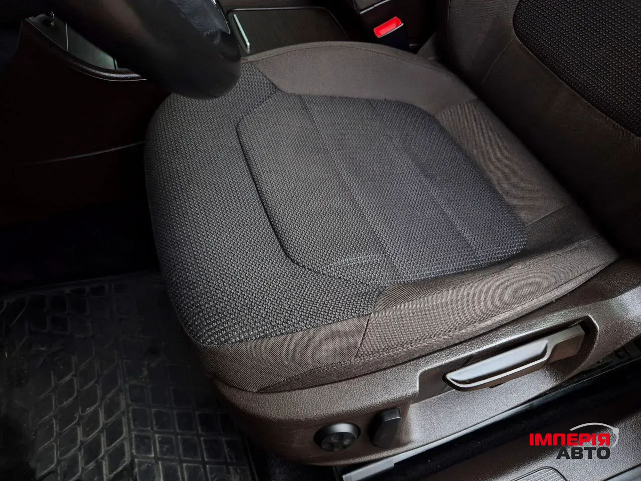 Volkswagen Passat - фото 49