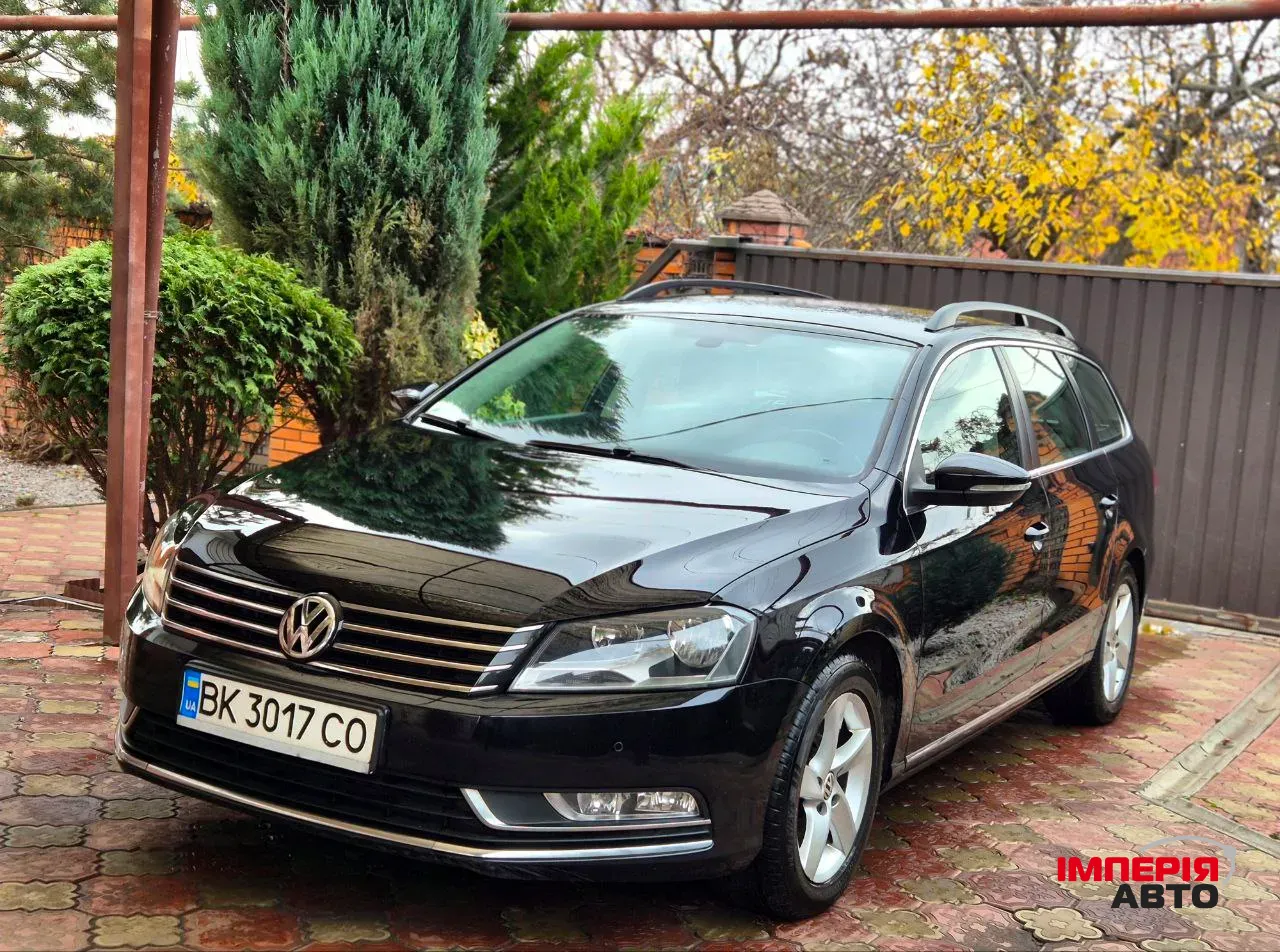 Volkswagen Passat - фото 16