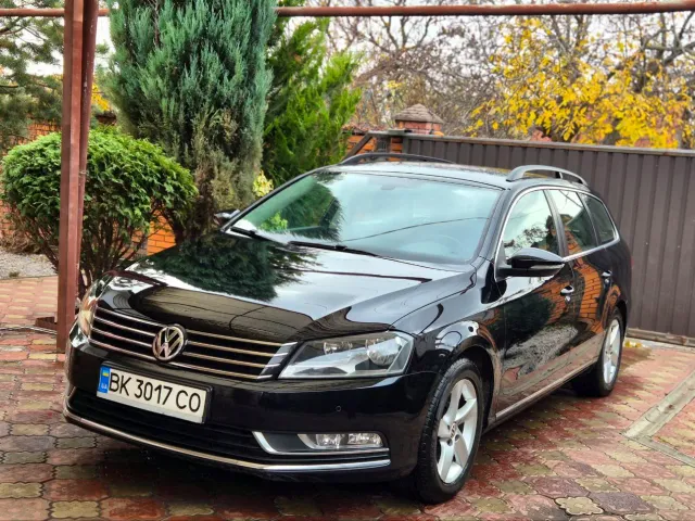 Volkswagen Passat - фото 4