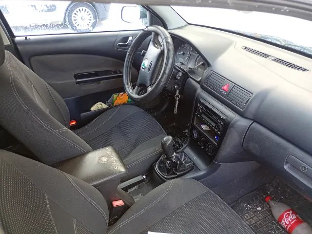 Skoda Octavia - фото 3