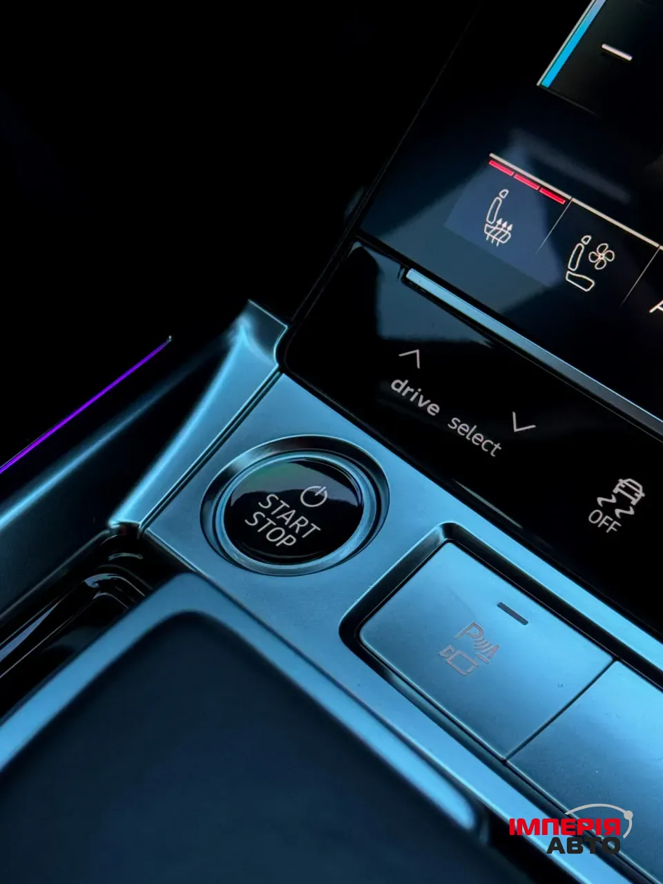 Audi e-tron - фото 14