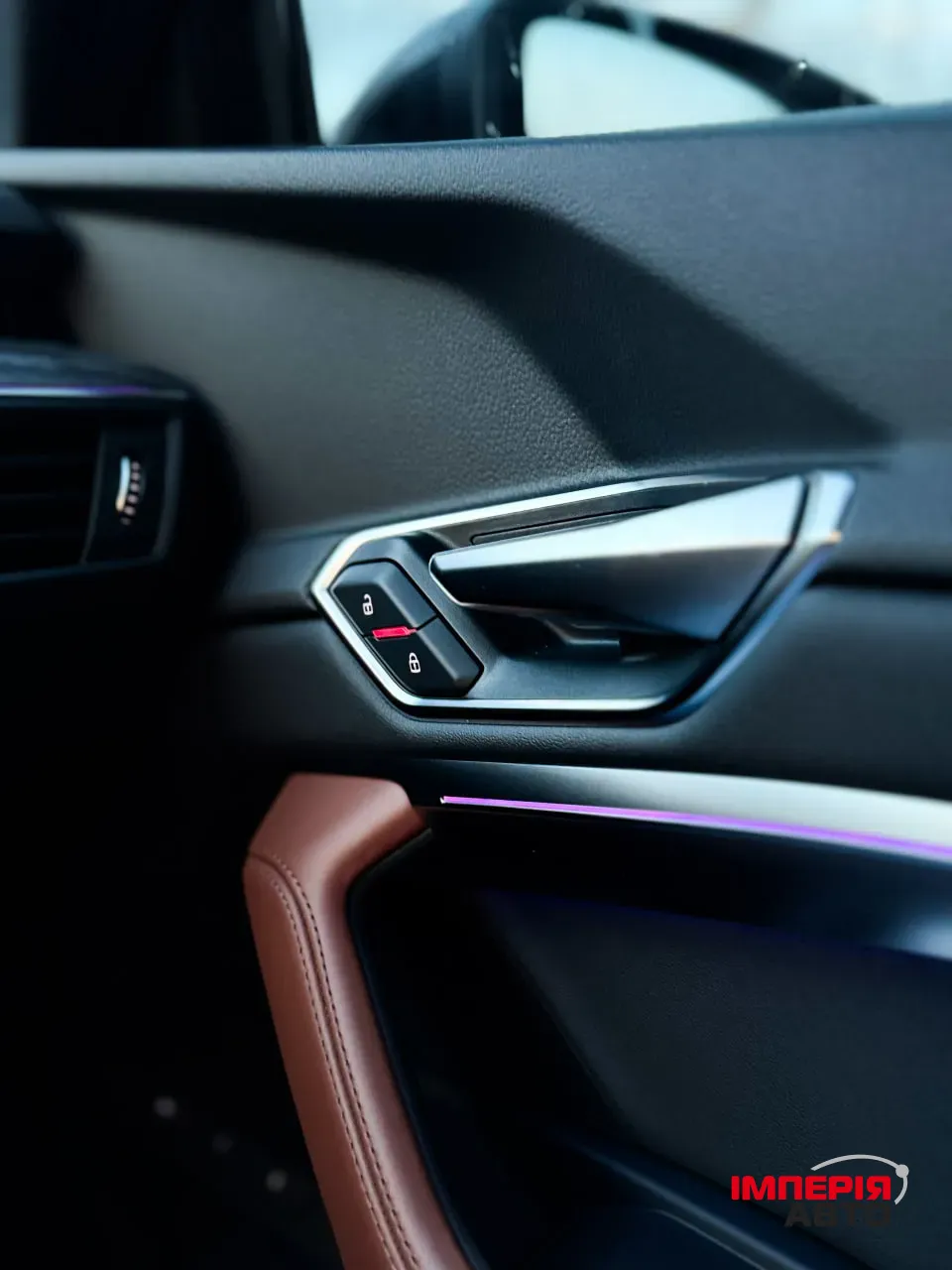 Audi e-tron - фото 18