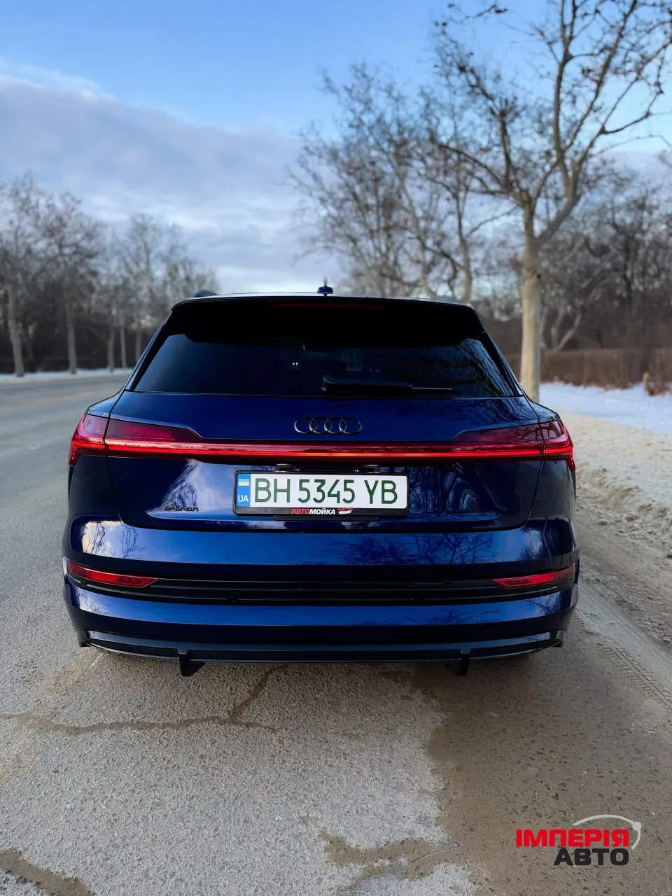 Audi e-tron - фото 6