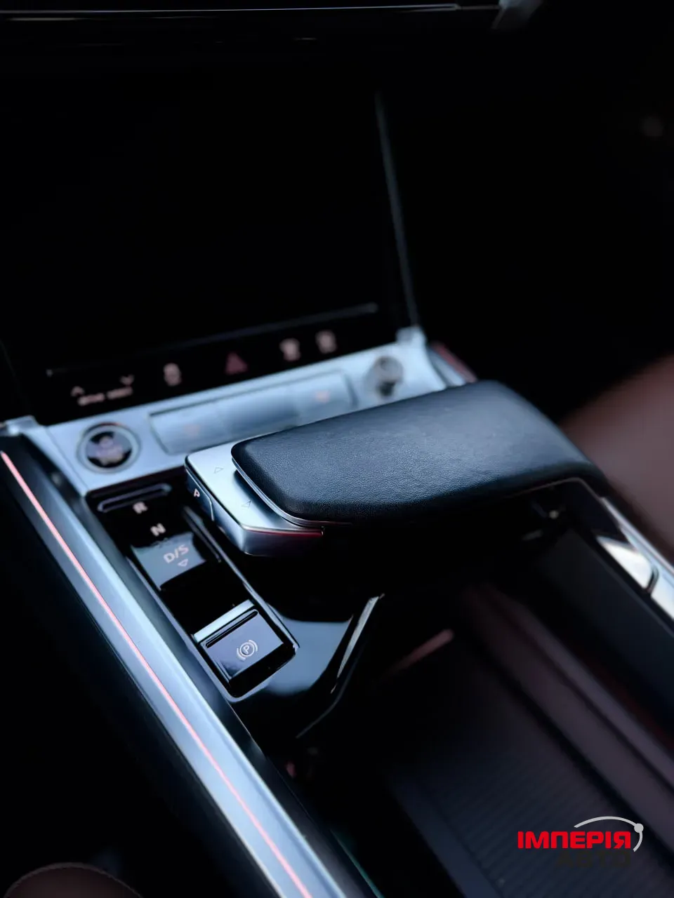 Audi e-tron - фото 29