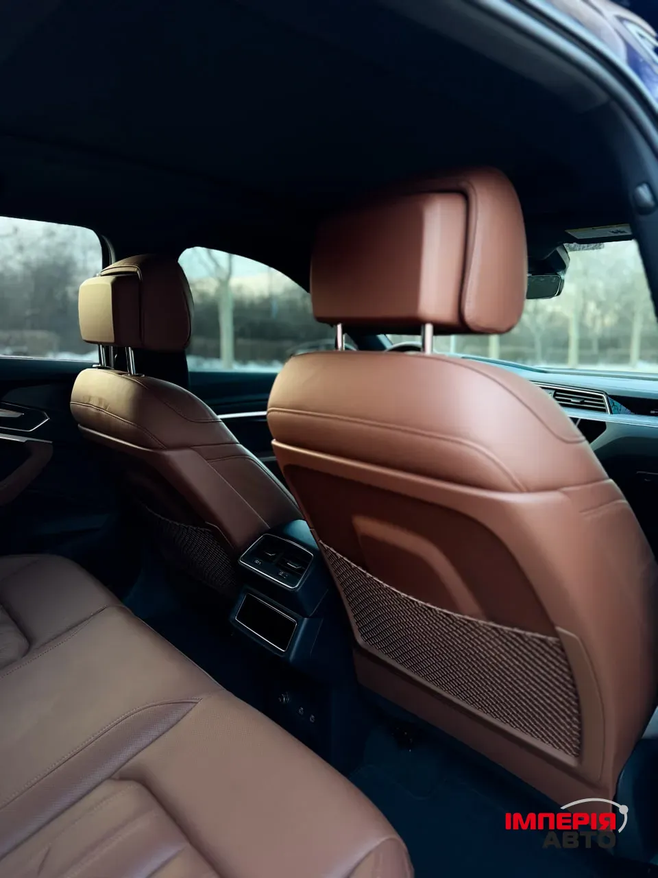 Audi e-tron - фото 25