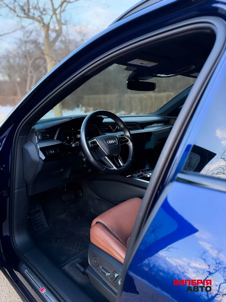 Audi e-tron - фото 7