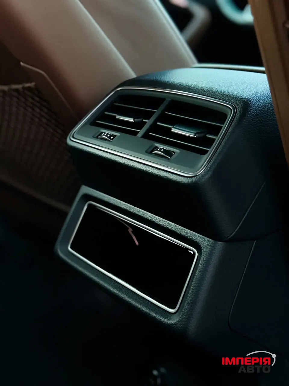 Audi e-tron - фото 21