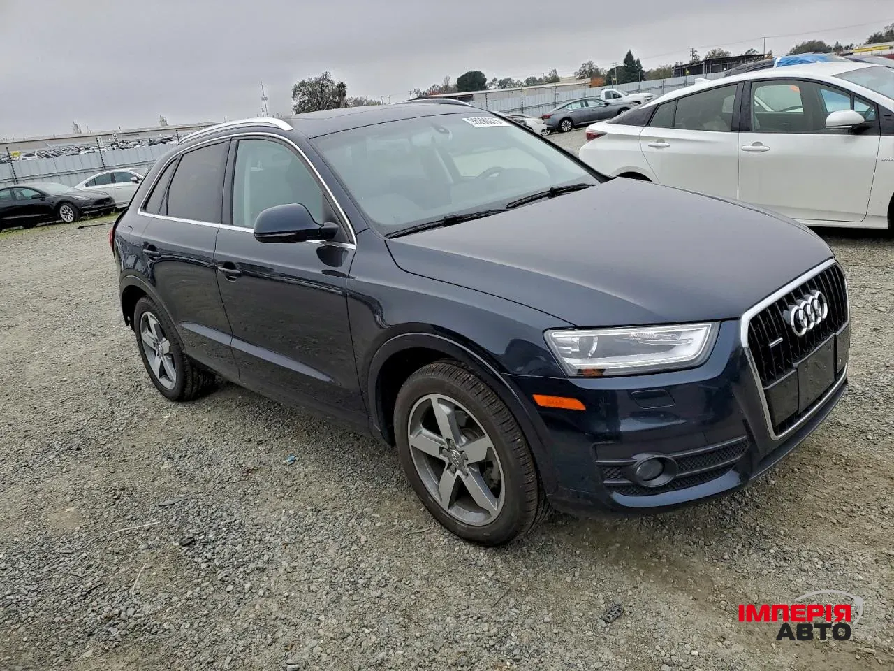 Audi Q3 - фото 3