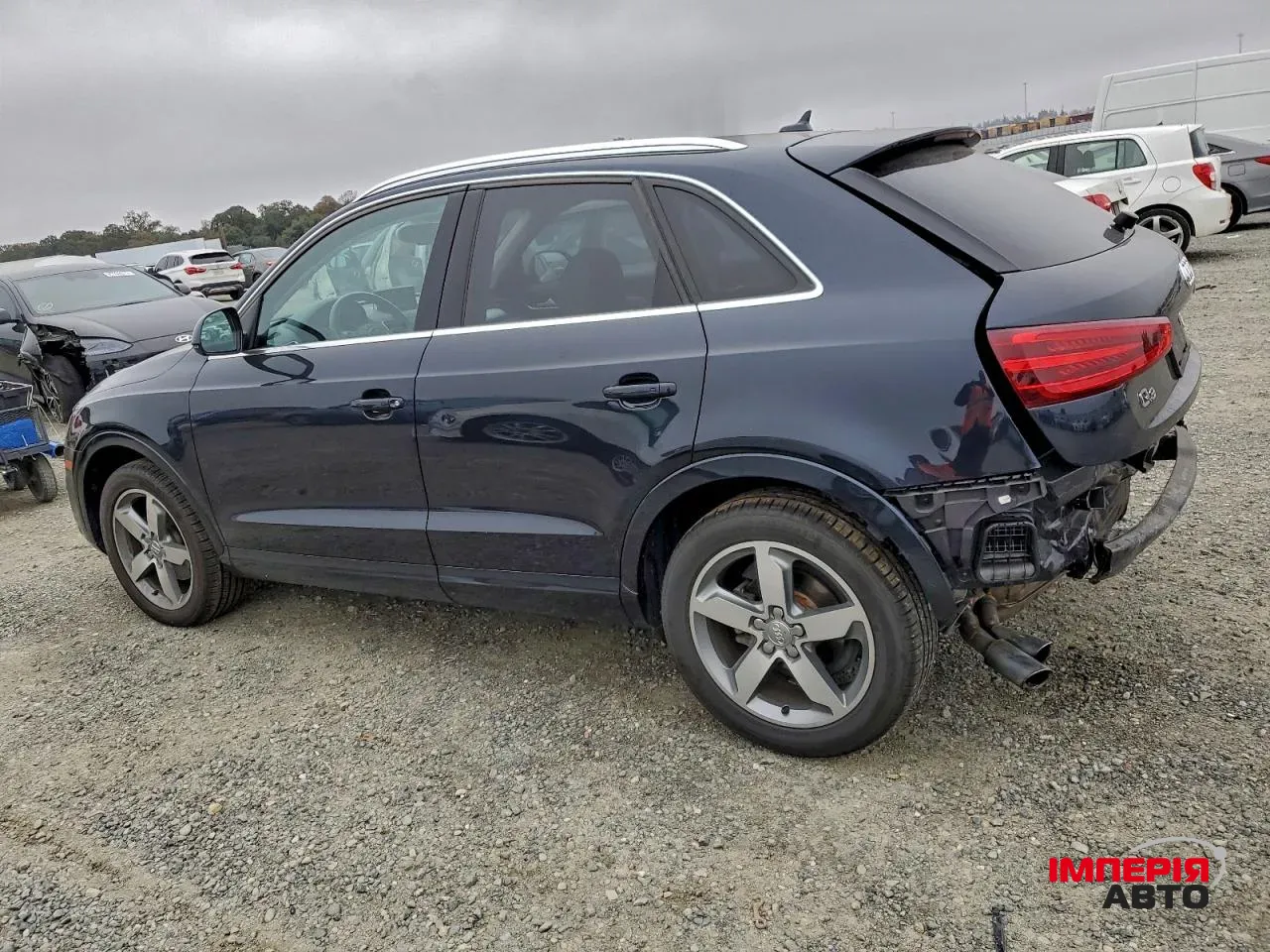 Audi Q3 - фото 4