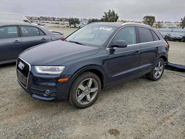Audi Q3 - фото 1