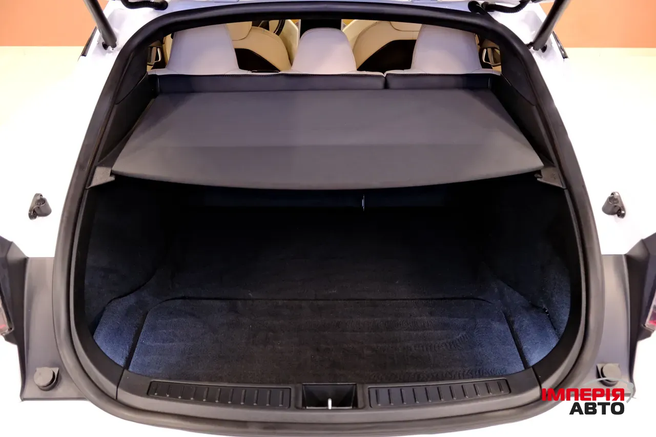 Tesla Model S - фото 9