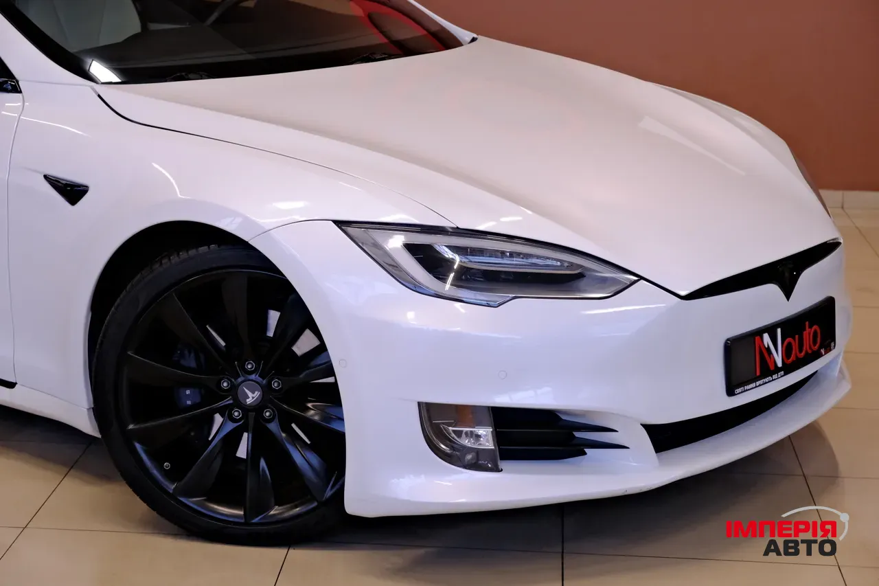 Tesla Model S - фото 3