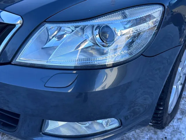 Skoda Octavia - фото 3
