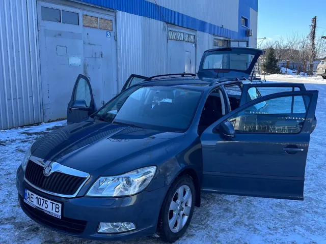 Skoda Octavia - фото 4