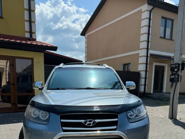Hyundai Santa Fe - фото 2