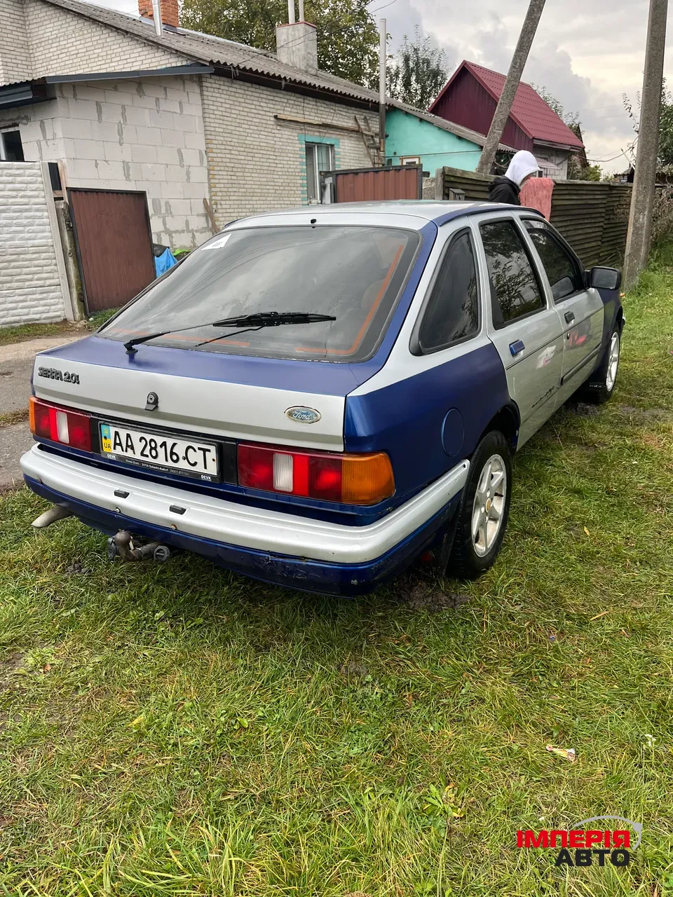 Ford Sierra - фото 8