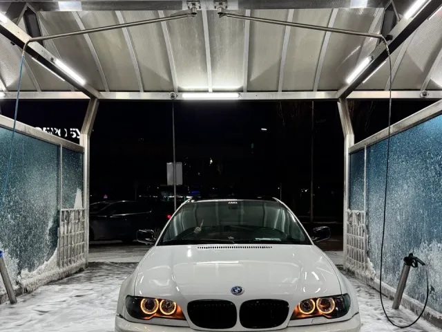 BMW 3 серії - фото 1